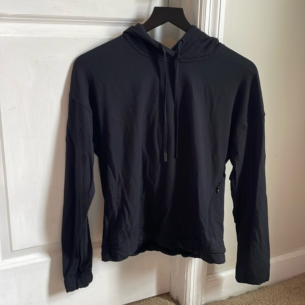Lululemon Twisted and Tucked Pullover/hoodie